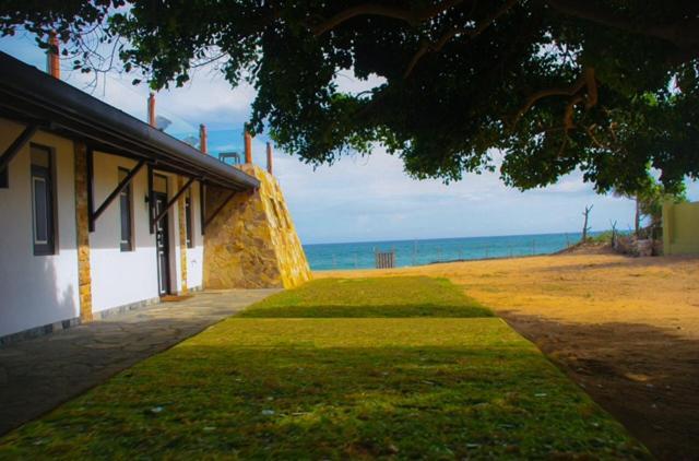 Thaulle Ayurveda Resort - Yala تيساماهاراما المظهر الخارجي الصورة